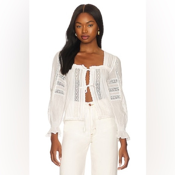 NWT Tularosa Revolve Mackay Blouse in White Front Tie Embroidered Eyelet Size XL - Picture 1 of 8
